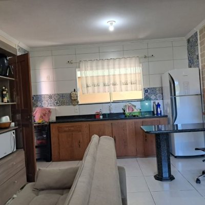 Casa Residencial com 100m², 2 quartos, 1 garagem, no bairro Ingleses do Rio Vermelho em Florianópolis