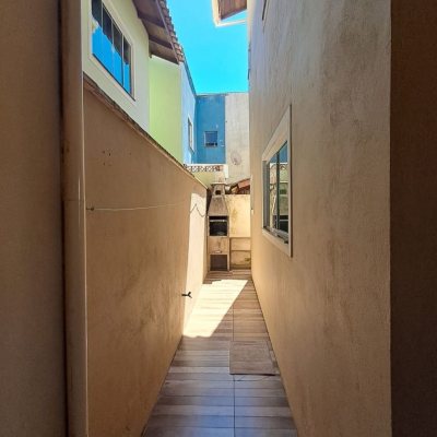 Casa Residencial com 100m², 2 quartos, 1 garagem, no bairro Ingleses do Rio Vermelho em Florianópolis