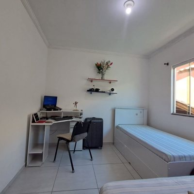 Casa Residencial com 100m², 2 quartos, 1 garagem, no bairro Ingleses do Rio Vermelho em Florianópolis