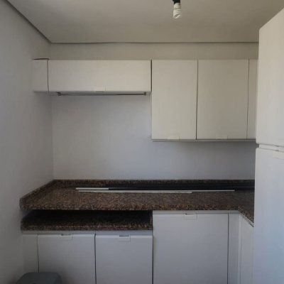 Apartamentos com 95m², 3 quartos, 1 suíte, 1 garagem, no bairro Centro em Florianópolis