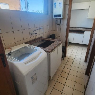 Apartamentos com 95m², 3 quartos, 1 suíte, 1 garagem, no bairro Centro em Florianópolis