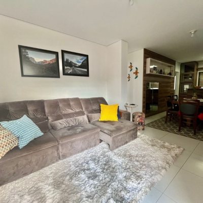 Casa Residencial com 121m², 3 quartos, 1 suíte, 2 garagens, no bairro Campeche em Florianópolis