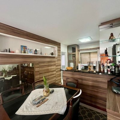 Casa Residencial com 121m², 3 quartos, 1 suíte, 2 garagens, no bairro Campeche em Florianópolis