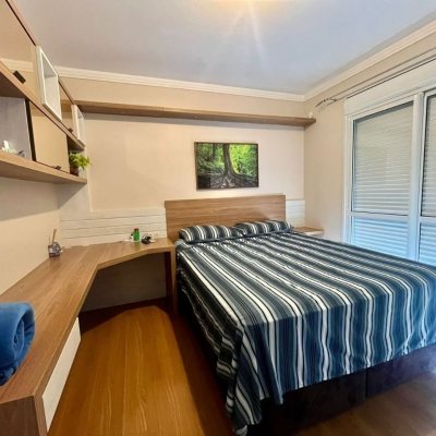 Casa Residencial com 121m², 3 quartos, 1 suíte, 2 garagens, no bairro Campeche em Florianópolis