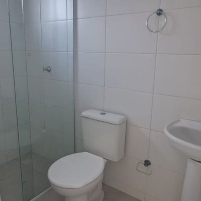 Sobrado Residencial com 80m², 2 quartos, 2 suítes, 1 garagem, no bairro Ingleses do Rio Vermelho em Florianópolis