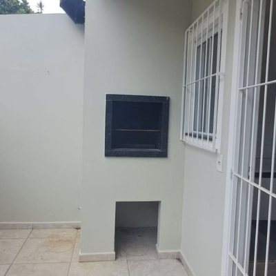 Sobrado Residencial com 80m², 2 quartos, 2 suítes, 1 garagem, no bairro Ingleses do Rio Vermelho em Florianópolis