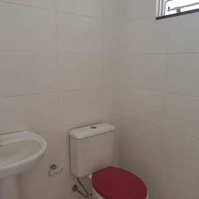 Sobrado Residencial com 80m², 2 quartos, 2 suítes, 1 garagem, no bairro Ingleses do Rio Vermelho em Florianópolis