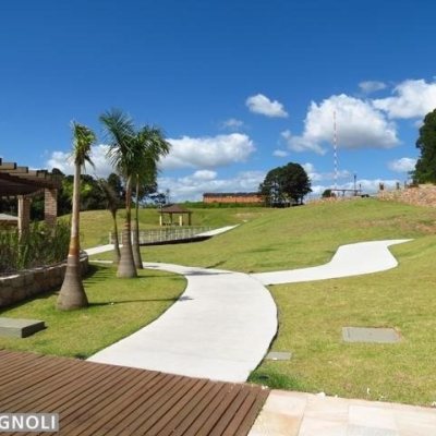 Apartamentos com 112m², 3 quartos, 1 suíte, 2 garagens, no bairro Serraria em São José