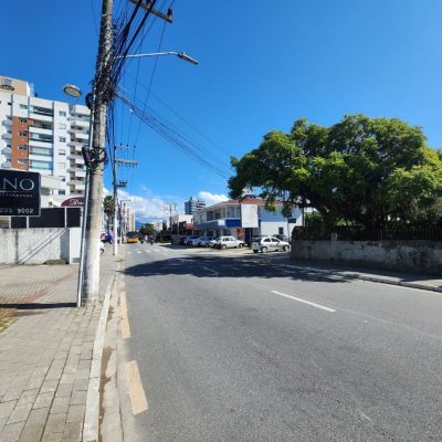 Terreno Comercial/Residencial com 988m², no bairro Jardim Eldorado em Palhoça