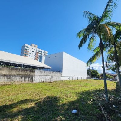 Terreno Comercial/Residencial com 988m², no bairro Jardim Eldorado em Palhoça
