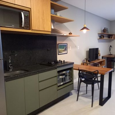 Studio Residencial com 37m², 1 quarto, 1 garagem, no bairro Coqueiros em Florianópolis