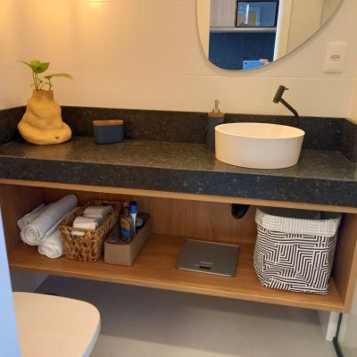 Studio Residencial com 37m², 1 quarto, 1 garagem, no bairro Coqueiros em Florianópolis