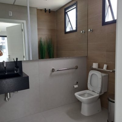 Studio Residencial com 37m², 1 quarto, 1 garagem, no bairro Coqueiros em Florianópolis