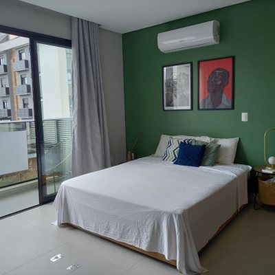 Studio Residencial com 37m², 1 quarto, 1 garagem, no bairro Coqueiros em Florianópolis