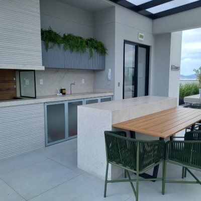 Studio Residencial com 37m², 1 quarto, 1 garagem, no bairro Coqueiros em Florianópolis