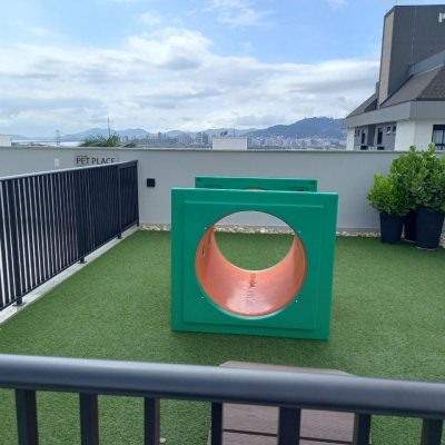 Studio Residencial com 37m², 1 quarto, 1 garagem, no bairro Coqueiros em Florianópolis