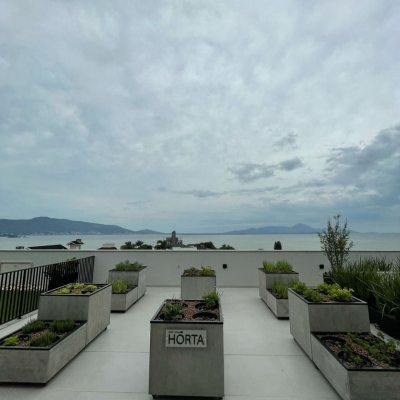 Studio Residencial com 37m², 1 quarto, 1 garagem, no bairro Coqueiros em Florianópolis