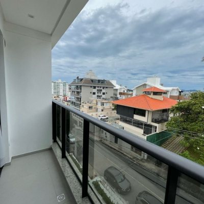 Studio Residencial com 37m², 1 quarto, 1 garagem, no bairro Coqueiros em Florianópolis