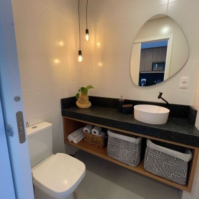 Studio Residencial com 37m², 1 quarto, 1 garagem, no bairro Coqueiros em Florianópolis