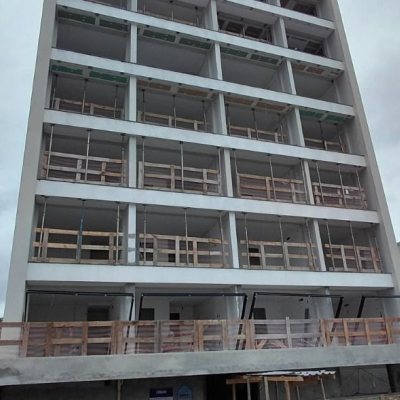 Studio Residencial com 30m², 1 quarto, 1 garagem, no bairro Centro em Florianópolis