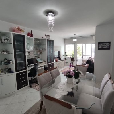 Apartamentos com 104m², 3 quartos, 1 suíte, 1 garagem, no bairro Coqueiros em Florianópolis