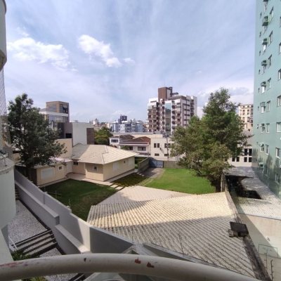Apartamentos com 104m², 3 quartos, 1 suíte, 1 garagem, no bairro Coqueiros em Florianópolis