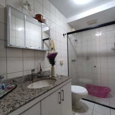 Apartamentos com 104m², 3 quartos, 1 suíte, 1 garagem, no bairro Coqueiros em Florianópolis