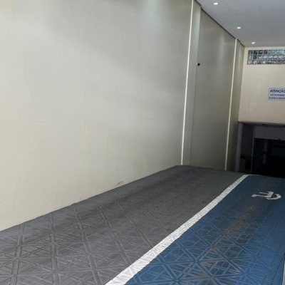 Garagem Comercial com 12m², 2 garagens, no bairro Centro em Florianópolis