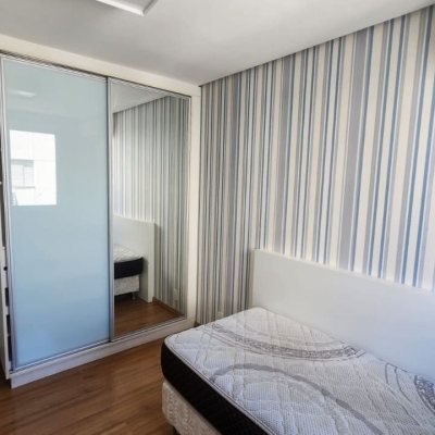 Apartamentos com 90m², 3 quartos, 1 suíte, 1 garagem, no bairro Centro em Florianópolis