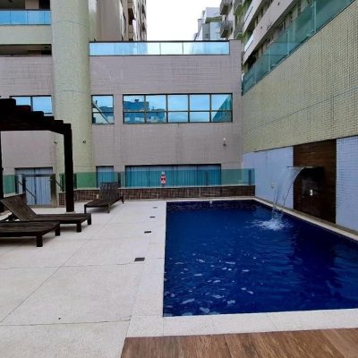 Apartamentos com 131m², 2 quartos, 2 suítes, 2 garagens, no bairro Trindade em Florianópolis
