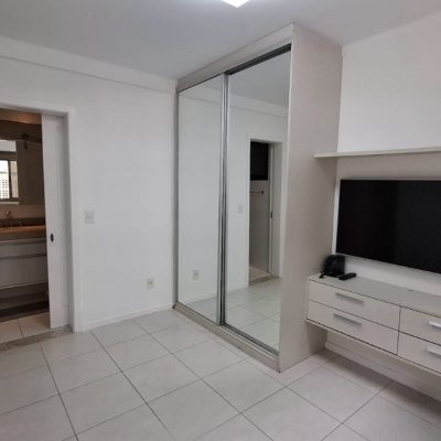 Apartamentos com 131m², 2 quartos, 2 suítes, 2 garagens, no bairro Trindade em Florianópolis