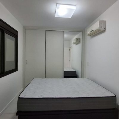 Apartamentos com 131m², 2 quartos, 2 suítes, 2 garagens, no bairro Trindade em Florianópolis
