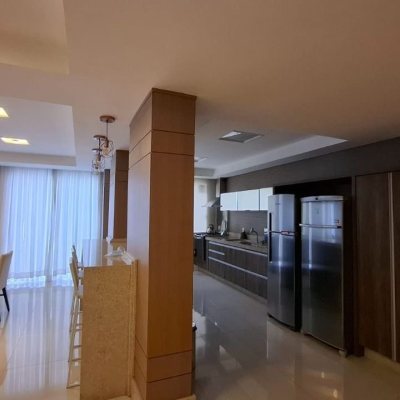 Apartamentos com 131m², 2 quartos, 2 suítes, 2 garagens, no bairro Trindade em Florianópolis