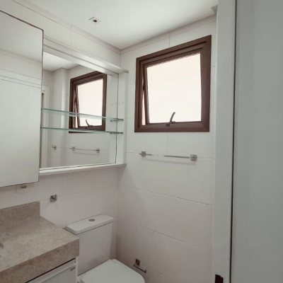 Apartamentos com 131m², 2 quartos, 2 suítes, 2 garagens, no bairro Trindade em Florianópolis