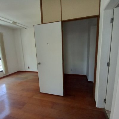 Sala com 22m², no bairro Centro em Florianópolis