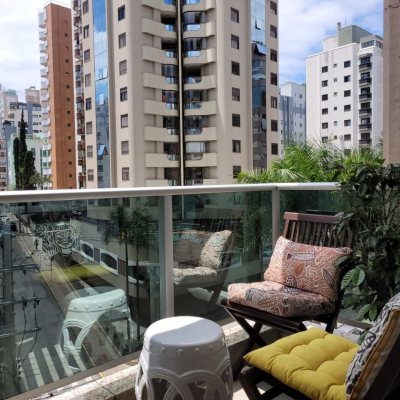 Apartamentos com 141m², 3 quartos, 1 suíte, 1 garagem, no bairro Centro em Florianópolis