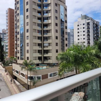 Apartamentos com 141m², 3 quartos, 1 suíte, 1 garagem, no bairro Centro em Florianópolis