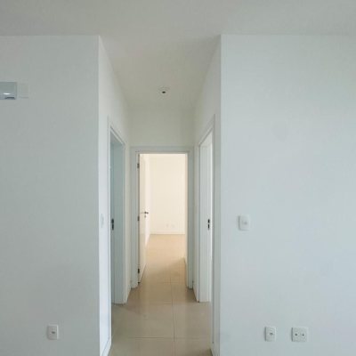 Apartamentos com 67m², 2 quartos, 1 suíte, 1 garagem, no bairro Centro em Florianópolis
