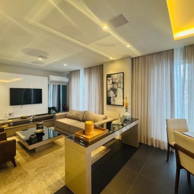 Apartamentos com 67m², 2 quartos, 1 suíte, 1 garagem, no bairro Centro em Florianópolis