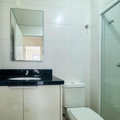 Apartamentos com 67m², 2 quartos, 1 suíte, 1 garagem, no bairro Centro em Florianópolis