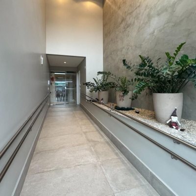 Apartamentos com 67m², 2 quartos, 1 suíte, 1 garagem, no bairro Centro em Florianópolis