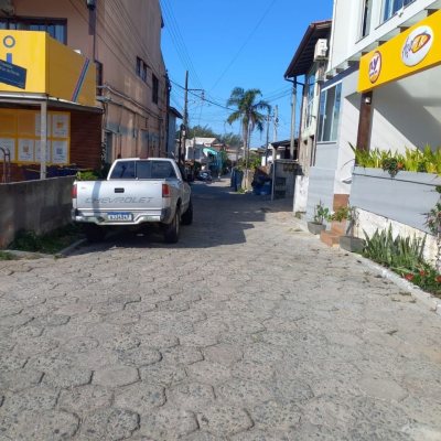 Casa Residencial com 126m², 5 quartos, 4 garagens, no bairro Campeche em Florianópolis