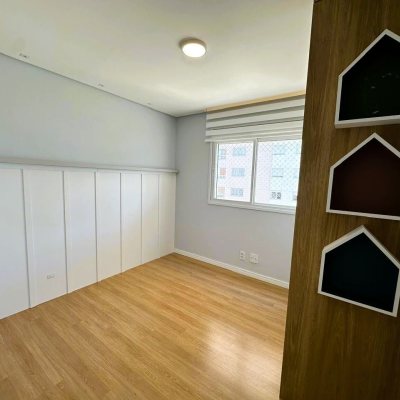 Apartamentos com 76m², 2 quartos, 1 suíte, 1 garagem, no bairro Jardim Atlântico em Florianópolis