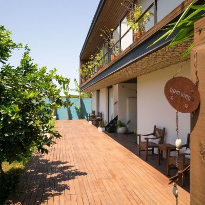 Casa Residencial com 439m², 5 quartos, 5 suítes, 6 garagens, no bairro Rio Tavares em Florianópolis