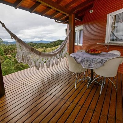 Casa em Condomínio com 208m², 3 quartos, 1 suíte, 6 garagens, no bairro Vargedo em Rancho Queimado