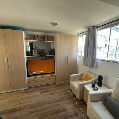 Cobertura com 183m², 3 quartos, 1 suíte, 10 garagens, no bairro Capoeiras em Florianópolis