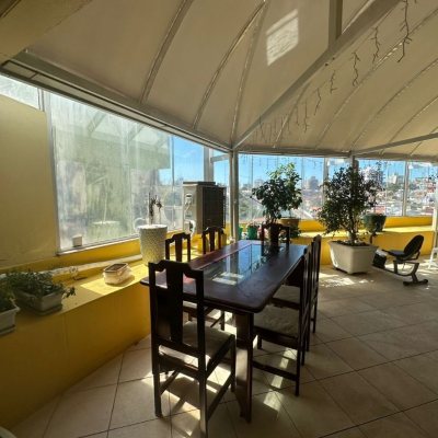 Cobertura com 183m², 3 quartos, 1 suíte, 10 garagens, no bairro Capoeiras em Florianópolis