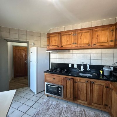 Cobertura com 183m², 3 quartos, 1 suíte, 10 garagens, no bairro Capoeiras em Florianópolis