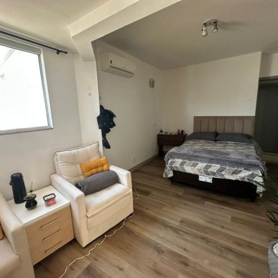 Cobertura com 183m², 3 quartos, 1 suíte, 10 garagens, no bairro Capoeiras em Florianópolis