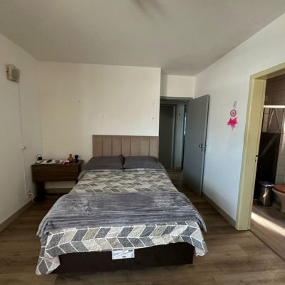 Cobertura com 183m², 3 quartos, 1 suíte, 10 garagens, no bairro Capoeiras em Florianópolis
